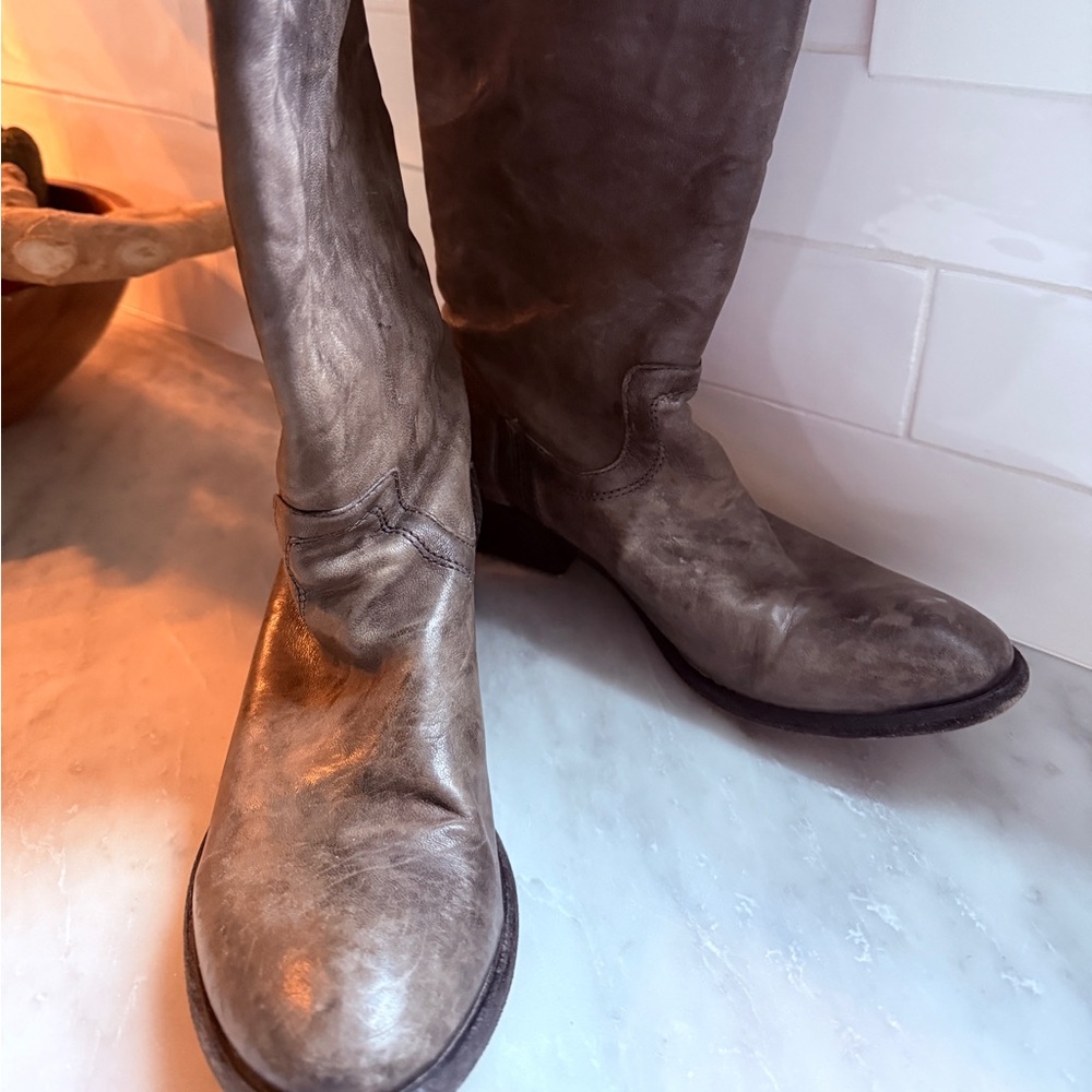 Frye Tan Leather Footwear